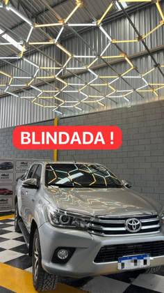 TOYOTA HILUX 2.8 SRX 4X4 CD 16V DIESEL 4P AUTOMÁTICO TOYOTA HILUX 2.8 SRX 4X4 CD 16V DIESEL 4P AUTOMÁTICO